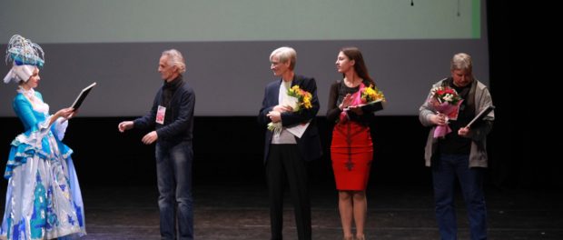 Pražské mládežnické divadlo „T-Art“ debutovalo na mezinárodním divadelním festivalu v Petrohradě