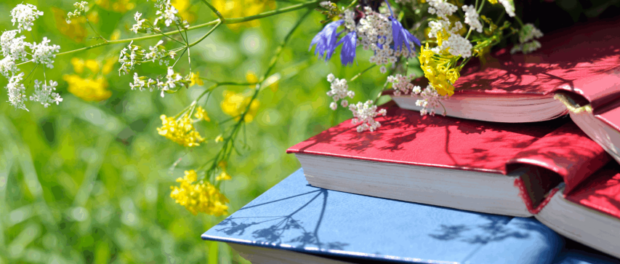 Книжная выставка ко Всемирному дню книголюбов