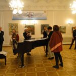 17 апреля 2014 года в Хрустальном зале Российского центра науки и культуры в Праге состоялось открытие выставки российских художников из Перми Светланы и Арсения Политовых «Ноктюрн Политовых». Мероприятие организовано представительством Россотрудничества в Чехии. Выставку открыл директор Российского центра науки и культуры в Праге Леонид Гамза, который представил художницу и приветствовал гостей мероприятия. Куратор выставки Светлана Политова рассказала о себе и своем творчестве. Представила 19 работ, написанных семей пермских художников в разное время и привезенных в Прагу. Отметила, что работы Арсения Политова можно отнести к концептуальному искусству, в то время как ее картины отличаются склонностью к авангардизму и импрессионизму, которые находят выражение в особой цветовой гармонии. Представленные на выставке картины написаны в стиле эпохи модерн конца XIX начала XX века и некоторых модных течений того времени, как например символизм. На полотнах изображены живописные пейзажи Перми, натюрморты и различные тематические сюжеты. На открытии выставки присутствовали любители живописи из числа соотечественников и чешских граждан. В ходе состоявшегося после открытия общения проживающая в Праге художница из Перми Лариса Дашкова рассказала о проведенном 24 марта с.г. в РЦНК открытии фестиваля «Пермский период-II» и пригласила Светлану Политову к участию в проведении мероприятий в рамках в Фестиваля, которые состоятся 22 апреля. Выставка пермских художников в РЦНК открыта для посетителей с 17 по 25 апреля.