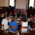 Победители Всечешского конкурса русского языка «АРС Поэтика. Памятник Пушкину» едут в Санкт-Петербург.