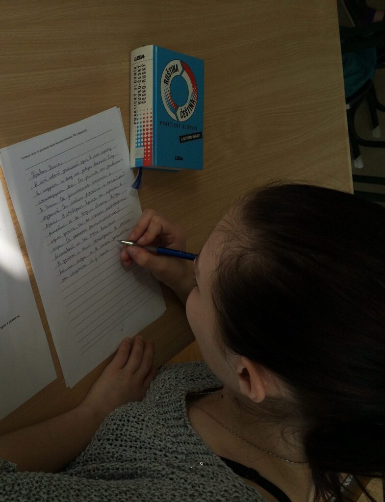 Výjezdní hodina ruského jazyka pro české studenty