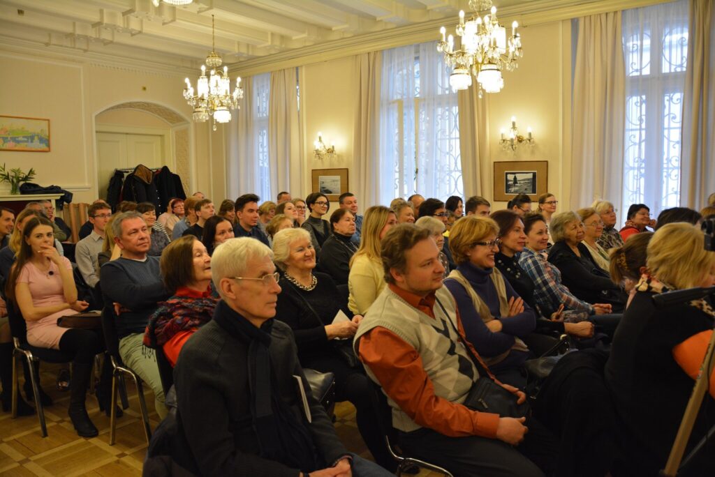 Setkání s ruským malířem  Nikasem Safronovem v RSVK v Praze