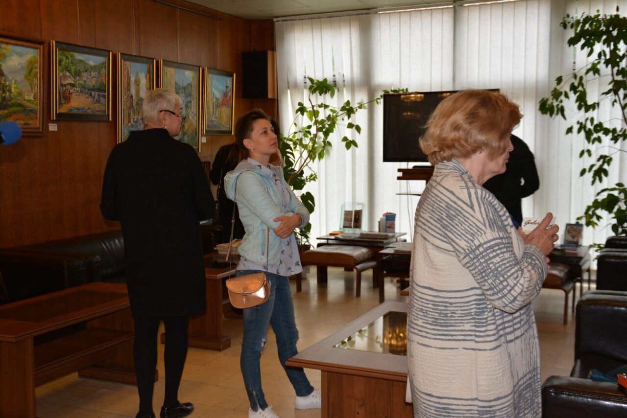 Открытие художественной выставки «Город в стиле импрессионизма» в РЦНК в Праге