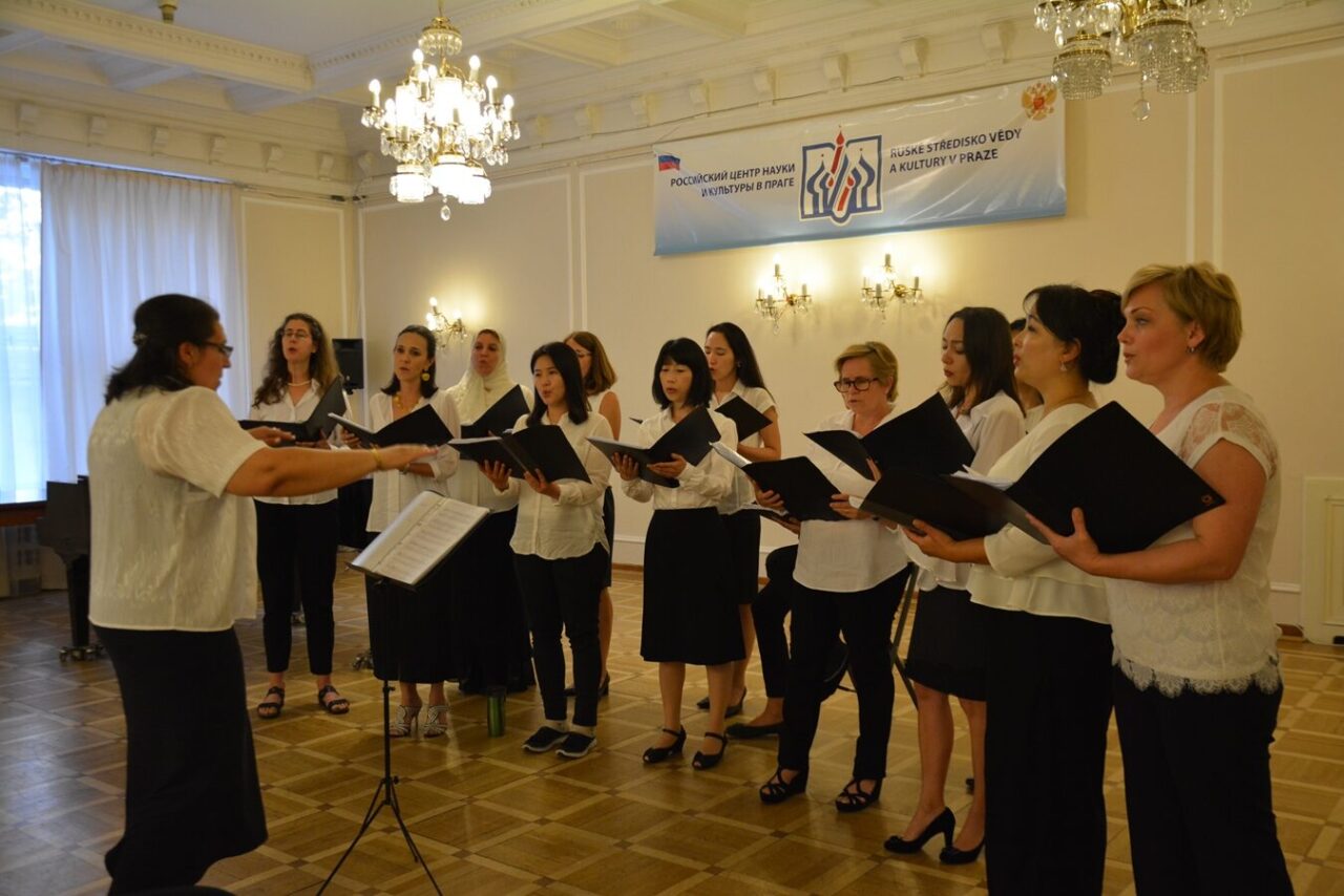 Koncert mezinárodního ženského sboru „Viva Voce“ v RSVK v Praze
