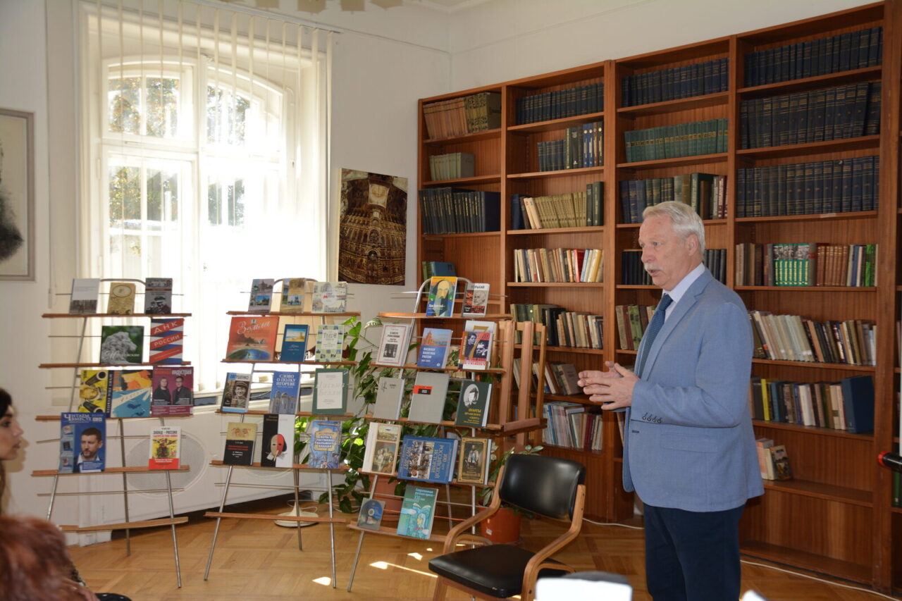 Výstava — prezentace Asociace nakladatelů Ruska v RSVK v Praze