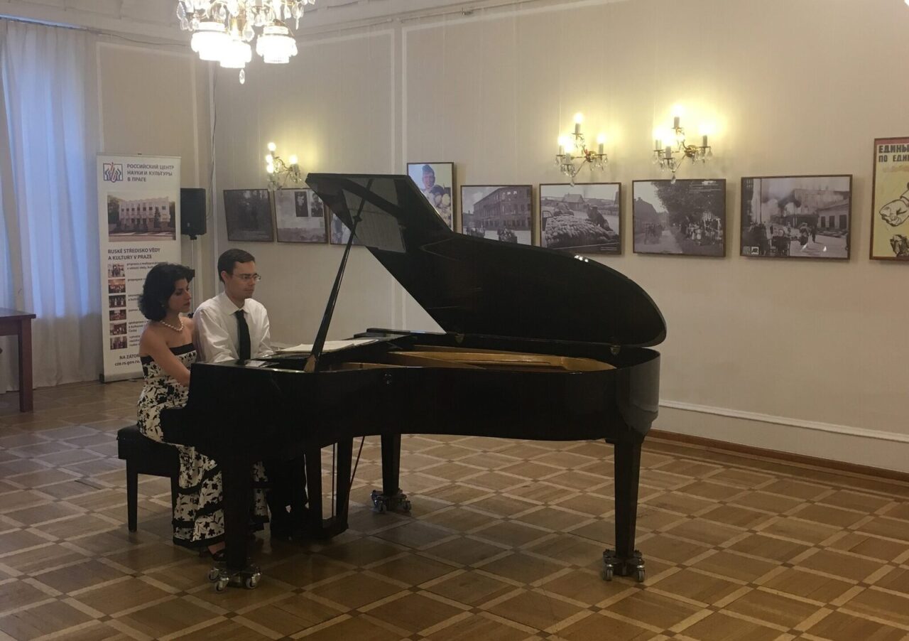 Galakoncert účastníků Mezinárodních tvůrčích dílen  ArtDUO v Praze