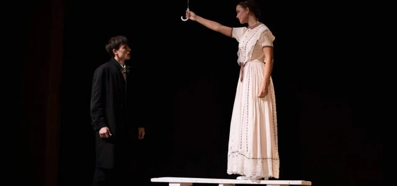Online promítání představení „S láskou, Čechov!« projektu „Divadelní léto»  
