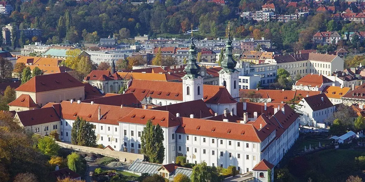 Exkurze „Strahov a okolí« k Mezinárodnímu dni cestovního ruchu.