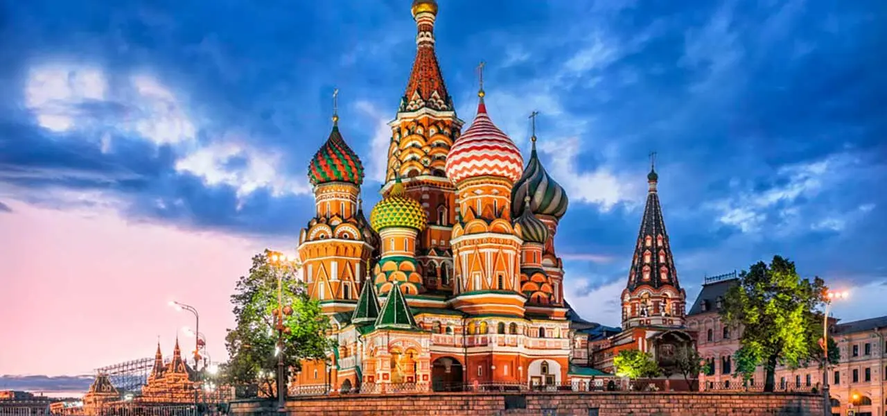Online promítání videa „Historie architektury za 22 minut« ke Světovému dni architektury