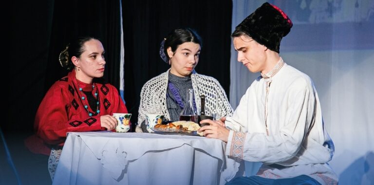 Živé vysílání představení „Pamatuji si první rande«  