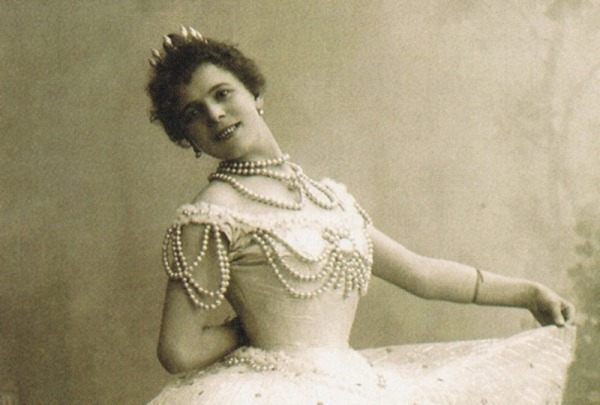 Пьерина Леньяни в роли Одетты, 1895