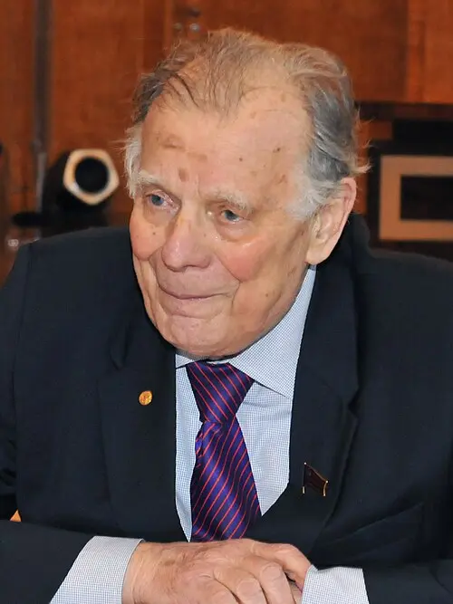 Жорес Алфёров