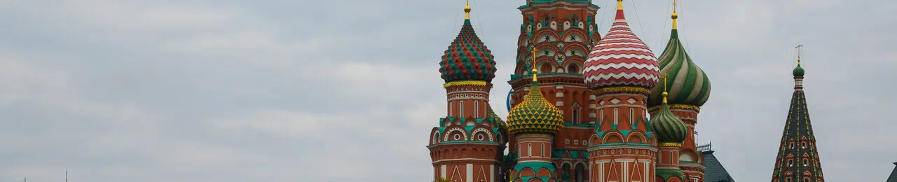 Moskva — pohled na Kreml z výšky ptačí perspektivy