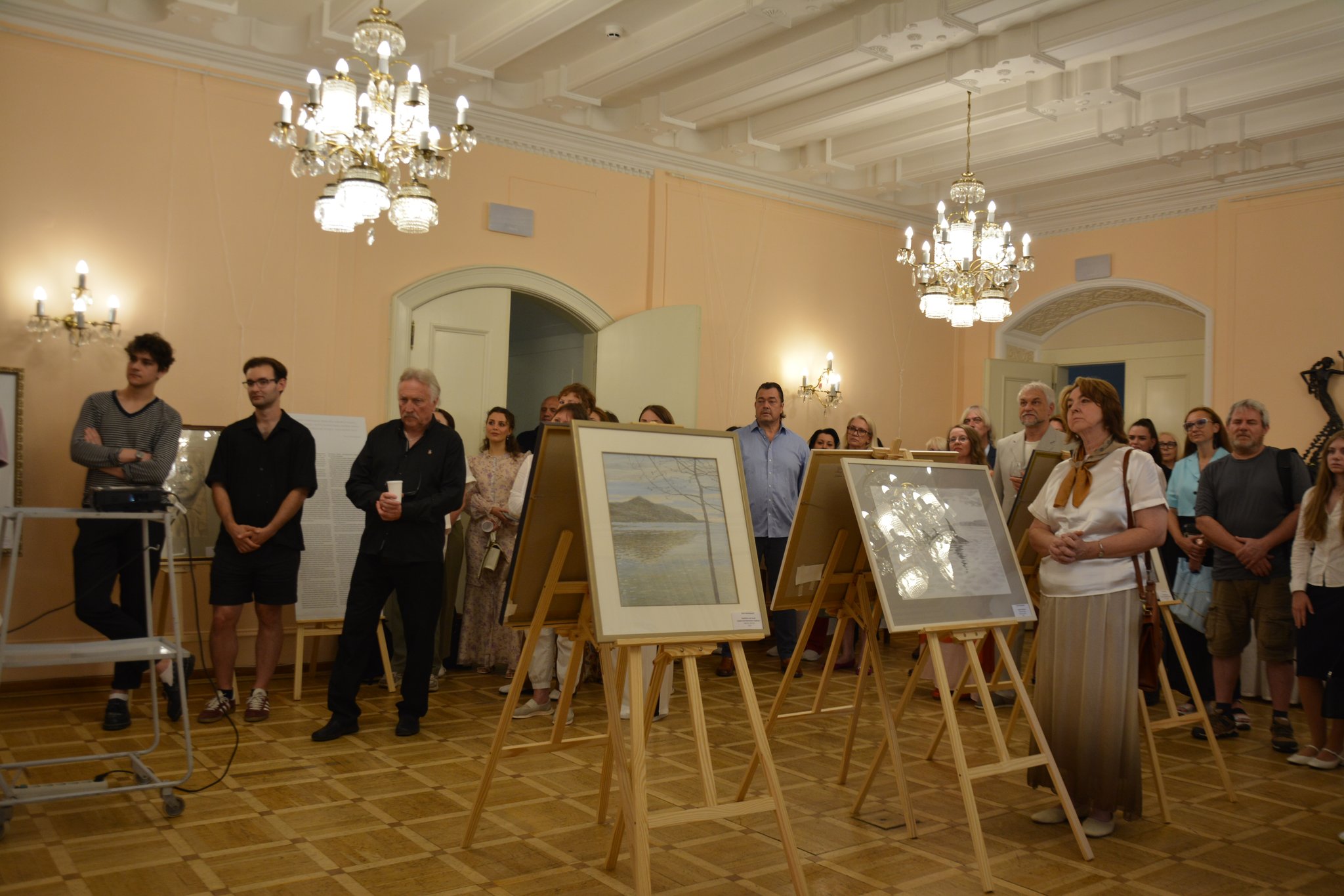 Открытие выставки Олега Закоморного «Мир, где живёт любовь»