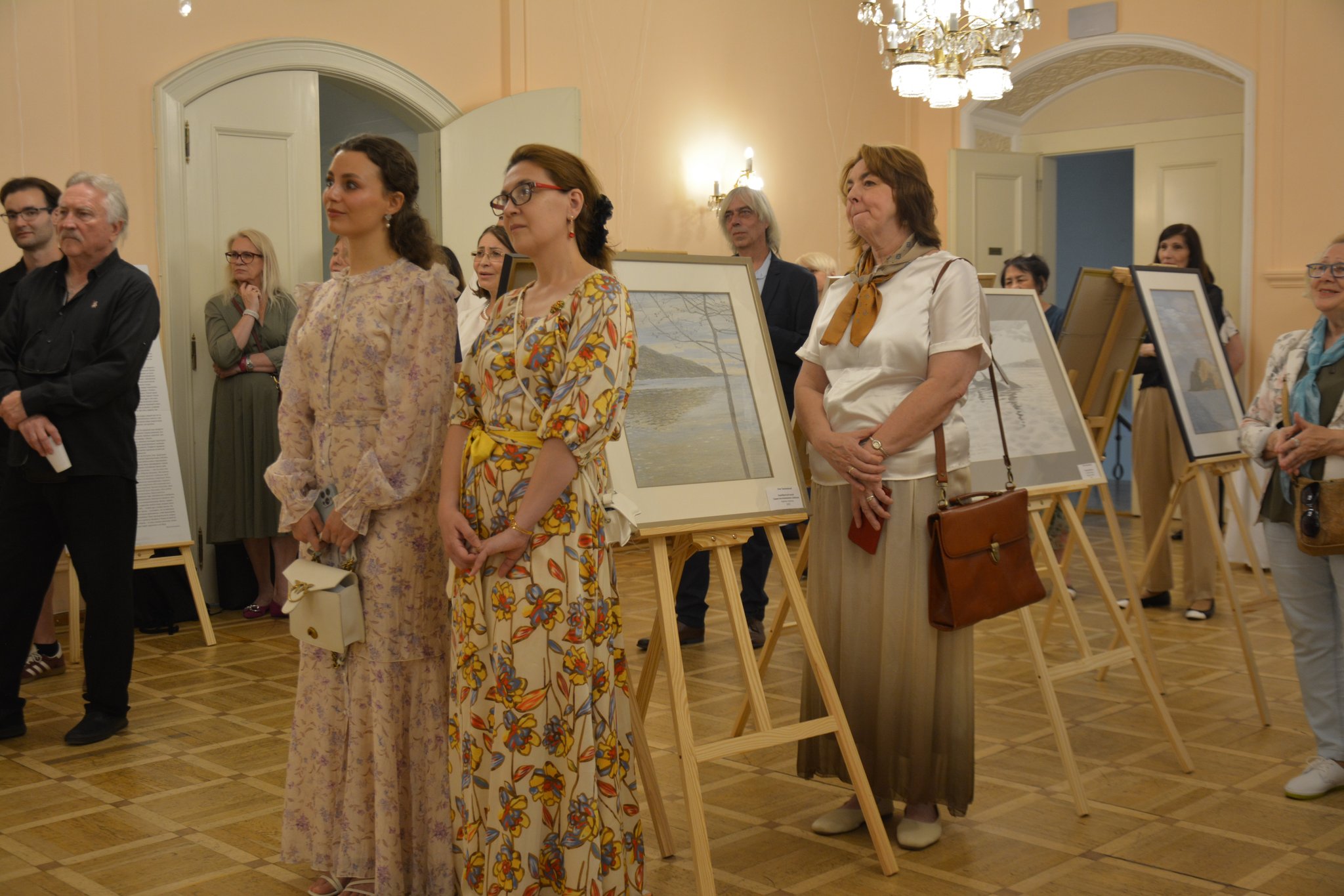 Открытие выставки Олега Закоморного «Мир, где живёт любовь»