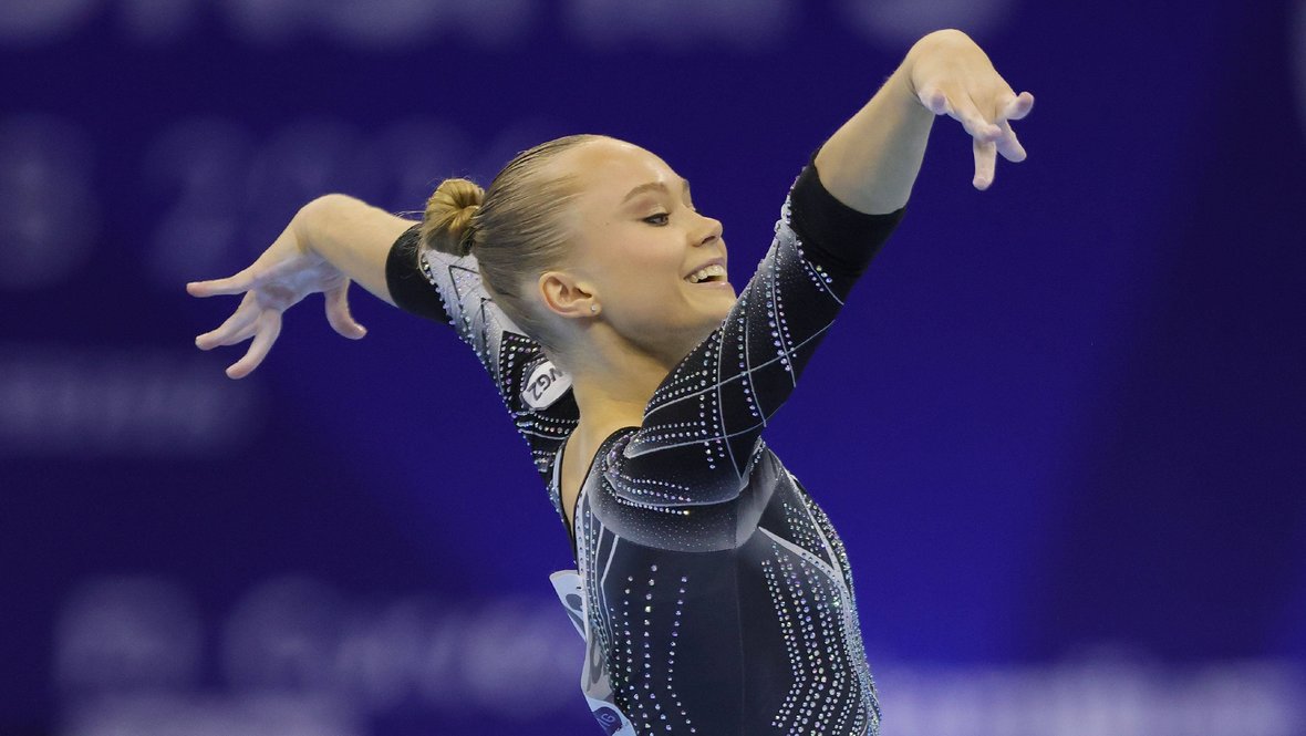 Ангелина Мельникова на вольных упражнениях чемпионата Европы — 2026 в Загребе
