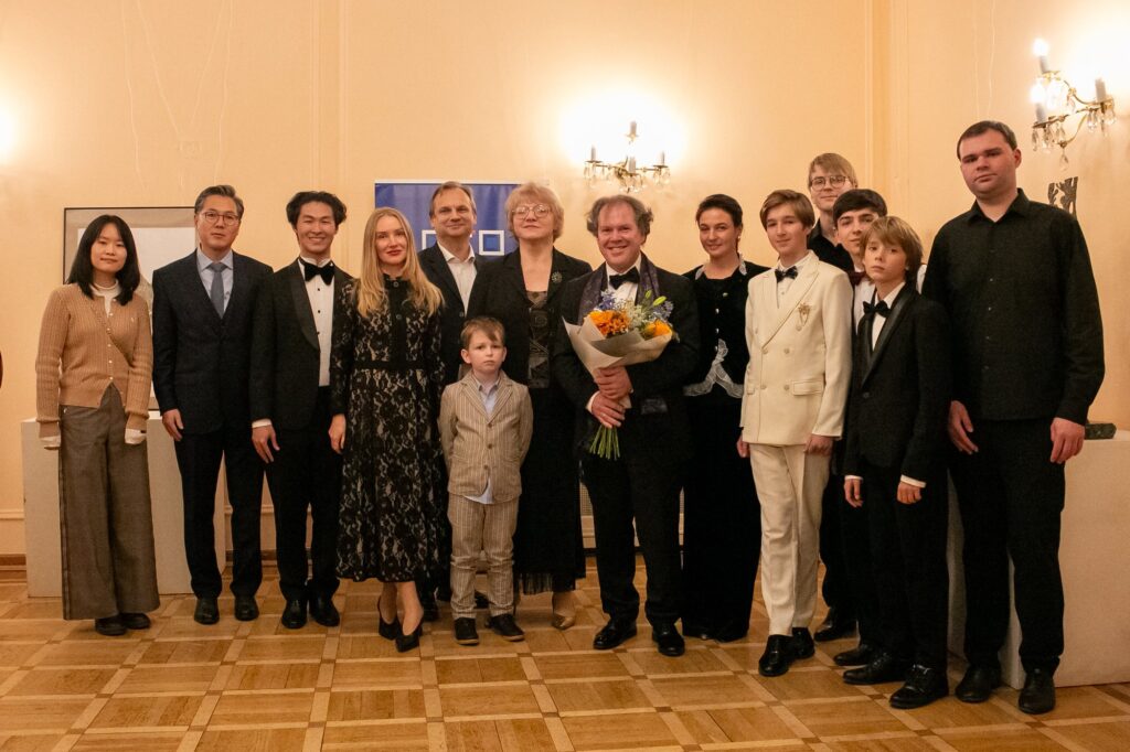 Участники и гости концерта победителей международных конкурсов Russian Piano Music в Русском доме в Праге, 19 октября 2026