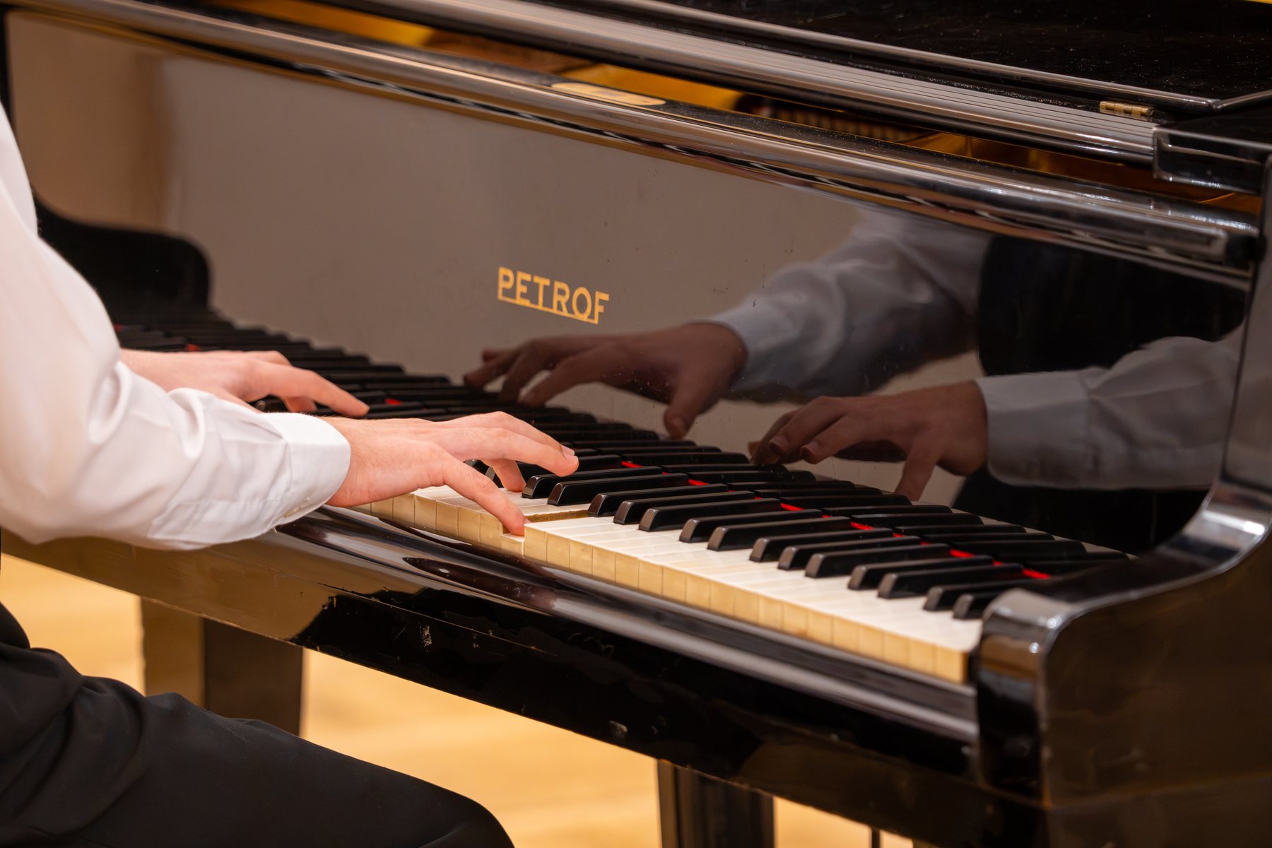 Михаил Пироженко (фортепиано), лауреат международных конкурсов. Фото: Ernest Akhmetshin